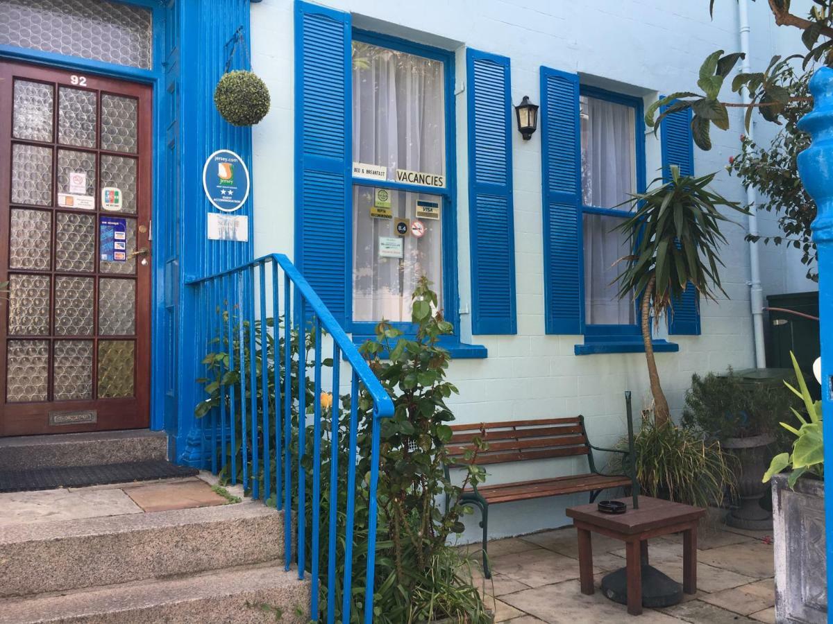 Avoca Villa Guest House Ст. Хейлир Джерси Экстерьер фото